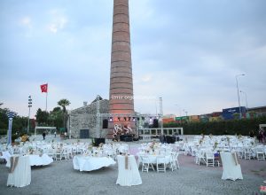 Lake ve Tiffany Sandalye Kiralama İzmir