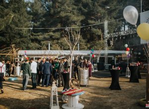 Düğün Organizasyonu Bistro Masa ve Denizci Fenerleri Kiralama