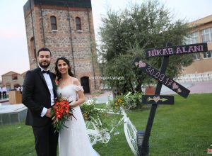 İzmir Düğün Organizasyonu Yönlendirme Tabelası Kiralama