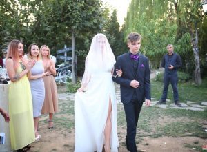 Kır Düğünü Organizasyonu Hazırlıkları ve Nikah Alanı Yürüyüş Yolu Temini İzmir