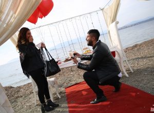 Urla'da Plajda Evlilik Teklifi Organizasyonu