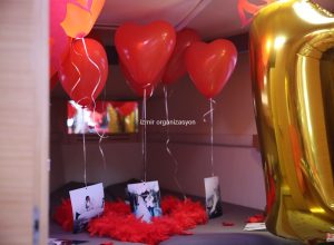 Yatta Evlilik Yıl Dönümü Organizasyonu Uçan Balon Süsleme İzmir